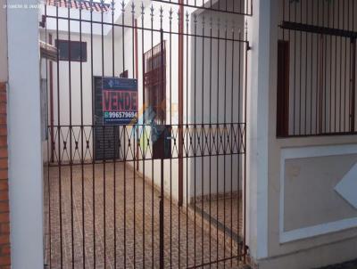 Casa para Venda, em Rio Claro, bairro VILA APARECIDA, 2 dormitórios, 1 banheiro